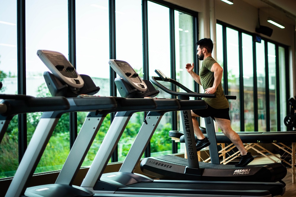 10 Reasons To Consider Joining A Gym Lifestyle Updated 