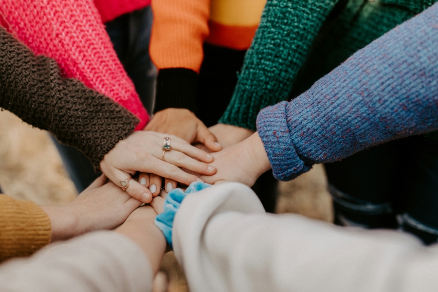 Strategies for outpatient mental health - people holding hands in the middle